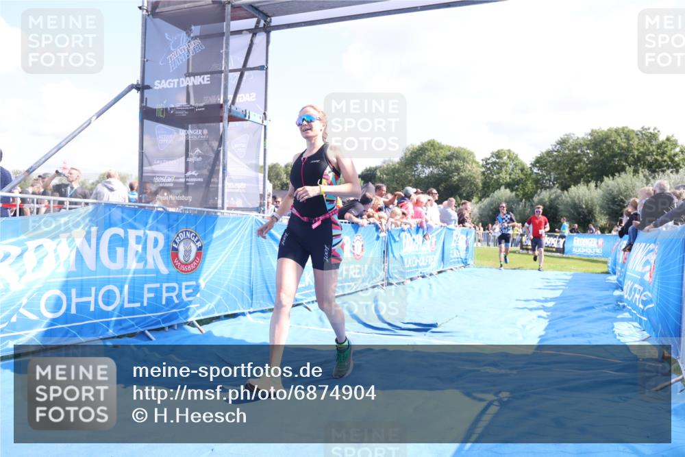 25.08.2024 - Elbe Triathlon Hamburg H.Heesch http://msf.ph/oto/6874904 25.08.2024 11:39:39 Ziel 304, 507, 707, 781, 1411 meine-sportfotos.de