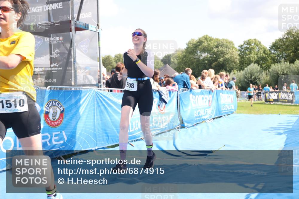 25.08.2024 - Elbe Triathlon Hamburg H.Heesch http://msf.ph/oto/6874915 25.08.2024 12:01:50 Ziel 508, 1510, 1571, 1628 meine-sportfotos.de