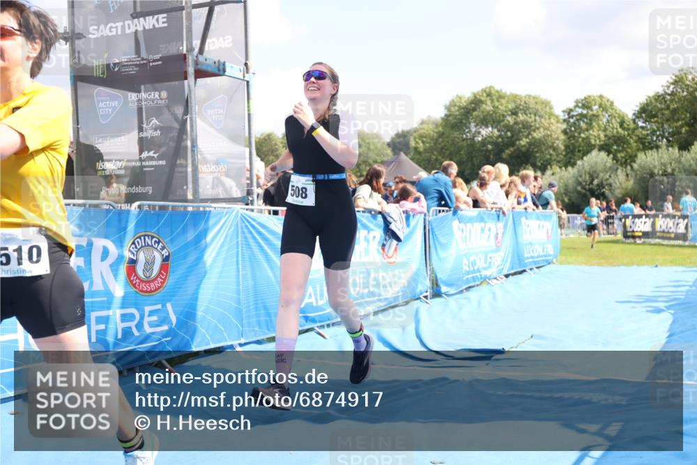 25.08.2024 - Elbe Triathlon Hamburg H.Heesch http://msf.ph/oto/6874917 25.08.2024 12:01:50 Ziel 508, 1510, 1571, 1628 meine-sportfotos.de