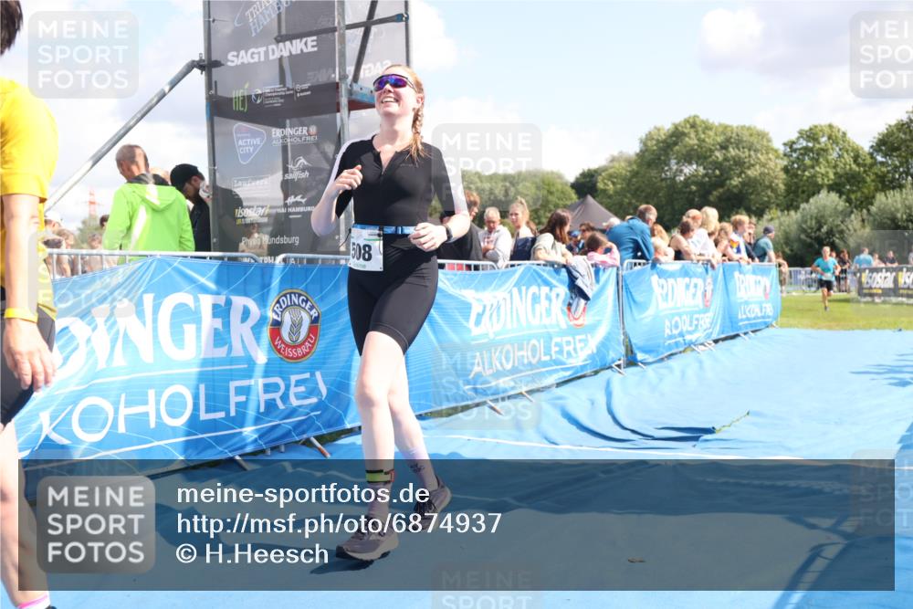 25.08.2024 - Elbe Triathlon Hamburg H.Heesch http://msf.ph/oto/6874937 25.08.2024 12:01:50 Ziel 508, 1510, 1571, 1628 meine-sportfotos.de