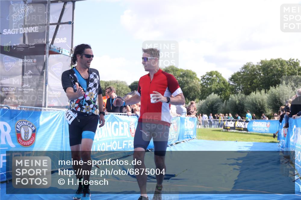25.08.2024 - Elbe Triathlon Hamburg H.Heesch http://msf.ph/oto/6875004 25.08.2024 11:39:43 Ziel 507, 781, 1411 meine-sportfotos.de