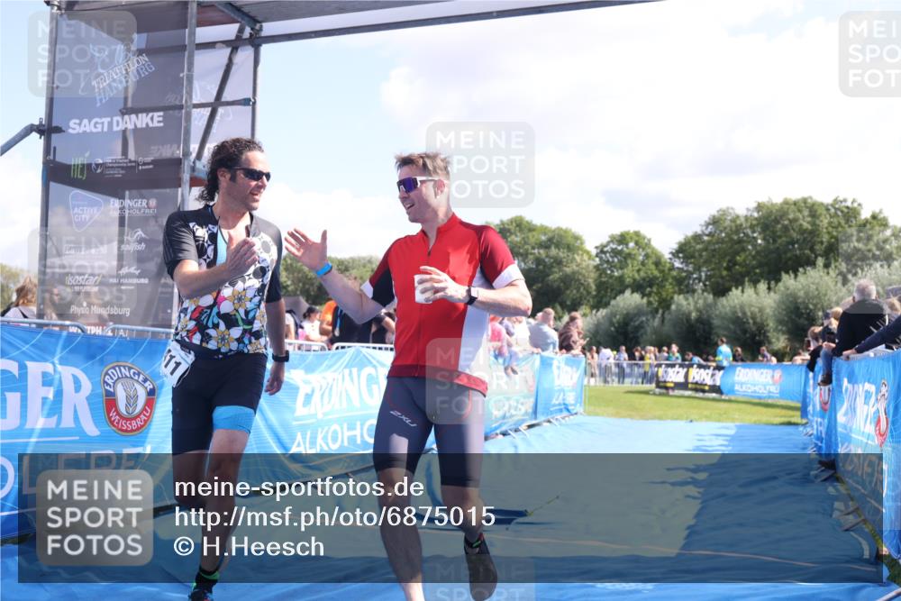 25.08.2024 - Elbe Triathlon Hamburg H.Heesch http://msf.ph/oto/6875015 25.08.2024 11:39:43 Ziel 507, 781, 1411 meine-sportfotos.de