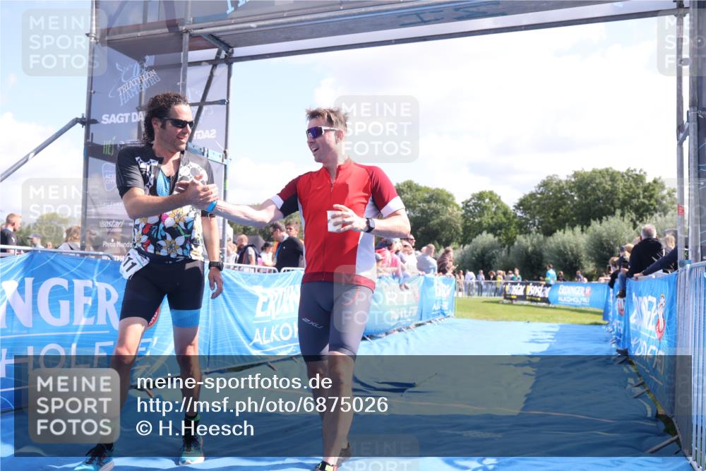 25.08.2024 - Elbe Triathlon Hamburg H.Heesch http://msf.ph/oto/6875026 25.08.2024 11:39:43 Ziel 507, 781, 1411 meine-sportfotos.de