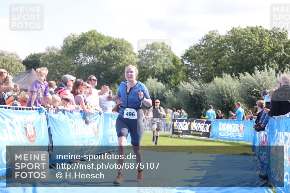 25.08.2024 - Elbe Triathlon Hamburg H.Heesch http://msf.ph/oto/6875107 25.08.2024 11:39:57 Ziel 496, 642, 1609 meine-sportfotos.de