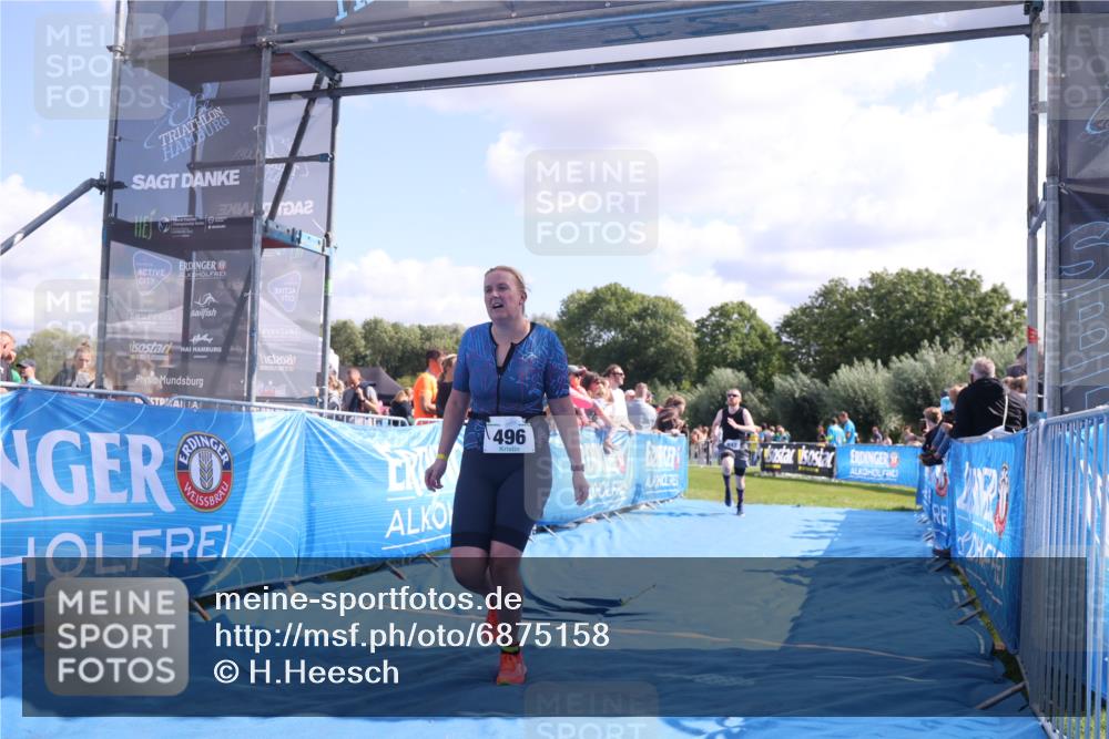 25.08.2024 - Elbe Triathlon Hamburg H.Heesch http://msf.ph/oto/6875158 25.08.2024 11:39:59 Ziel 496, 642, 1609 meine-sportfotos.de