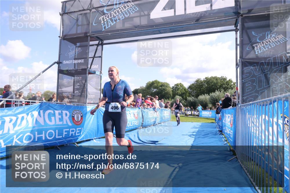 25.08.2024 - Elbe Triathlon Hamburg H.Heesch http://msf.ph/oto/6875174 25.08.2024 11:39:59 Ziel 496, 642, 1609 meine-sportfotos.de