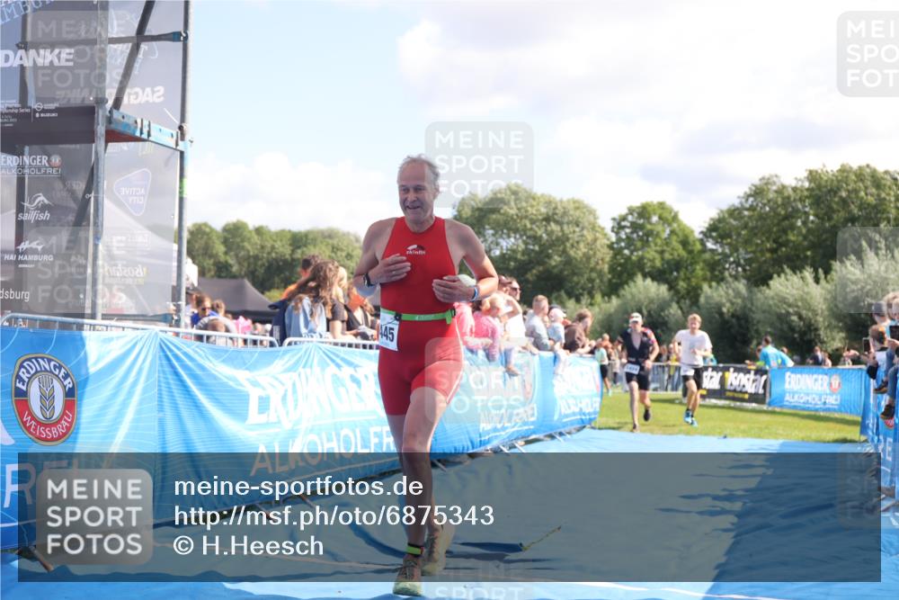 25.08.2024 - Elbe Triathlon Hamburg H.Heesch http://msf.ph/oto/6875343 25.08.2024 11:40:24 Ziel 564, 794, 1424, 1445 meine-sportfotos.de