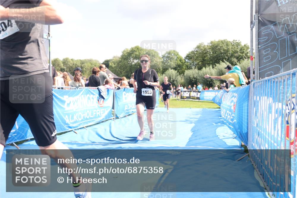 25.08.2024 - Elbe Triathlon Hamburg H.Heesch http://msf.ph/oto/6875358 25.08.2024 12:03:21 Ziel 1404, 1539, 1553, 1574, 1654, 1699 meine-sportfotos.de
