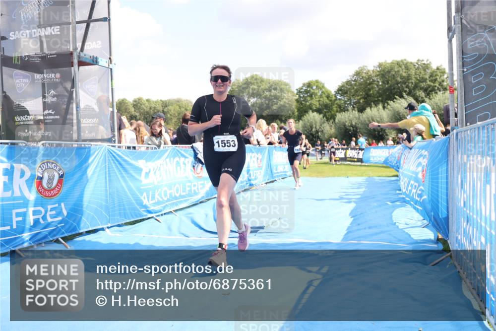 25.08.2024 - Elbe Triathlon Hamburg H.Heesch http://msf.ph/oto/6875361 25.08.2024 12:03:21 Ziel 1404, 1539, 1553, 1574, 1654, 1699 meine-sportfotos.de