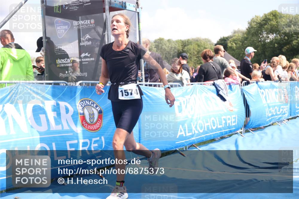 25.08.2024 - Elbe Triathlon Hamburg H.Heesch http://msf.ph/oto/6875373 25.08.2024 12:03:24 Ziel 1404, 1539, 1553, 1574, 1654, 1699 meine-sportfotos.de