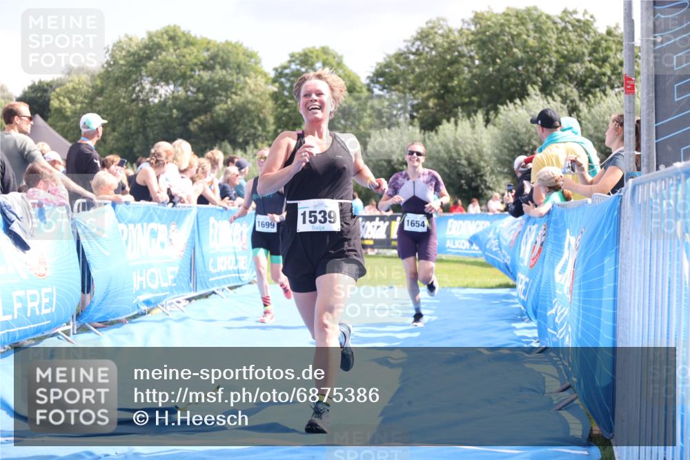 25.08.2024 - Elbe Triathlon Hamburg H.Heesch http://msf.ph/oto/6875386 25.08.2024 12:03:26 Ziel 1404, 1442, 1539, 1553, 1574, 1654, 1699 meine-sportfotos.de