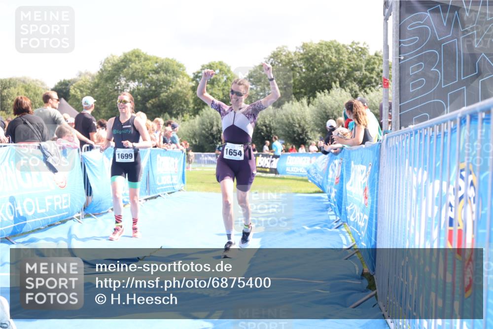 25.08.2024 - Elbe Triathlon Hamburg H.Heesch http://msf.ph/oto/6875400 25.08.2024 12:03:27 Ziel 1404, 1442, 1539, 1553, 1574, 1654, 1699 meine-sportfotos.de