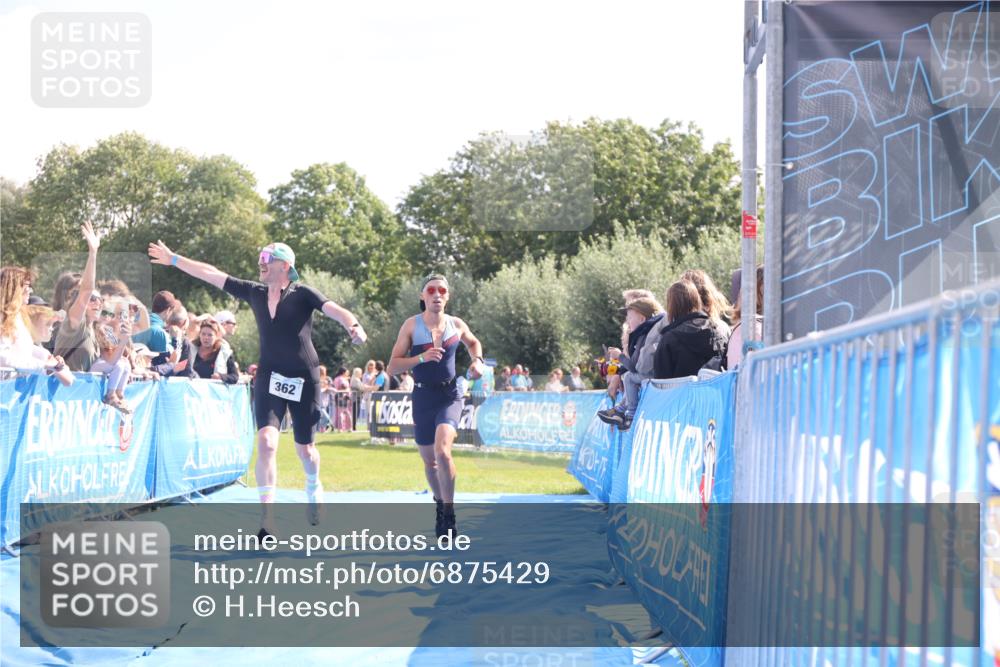 25.08.2024 - Elbe Triathlon Hamburg H.Heesch http://msf.ph/oto/6875429 25.08.2024 11:15:06 Ziel 214, 362 meine-sportfotos.de