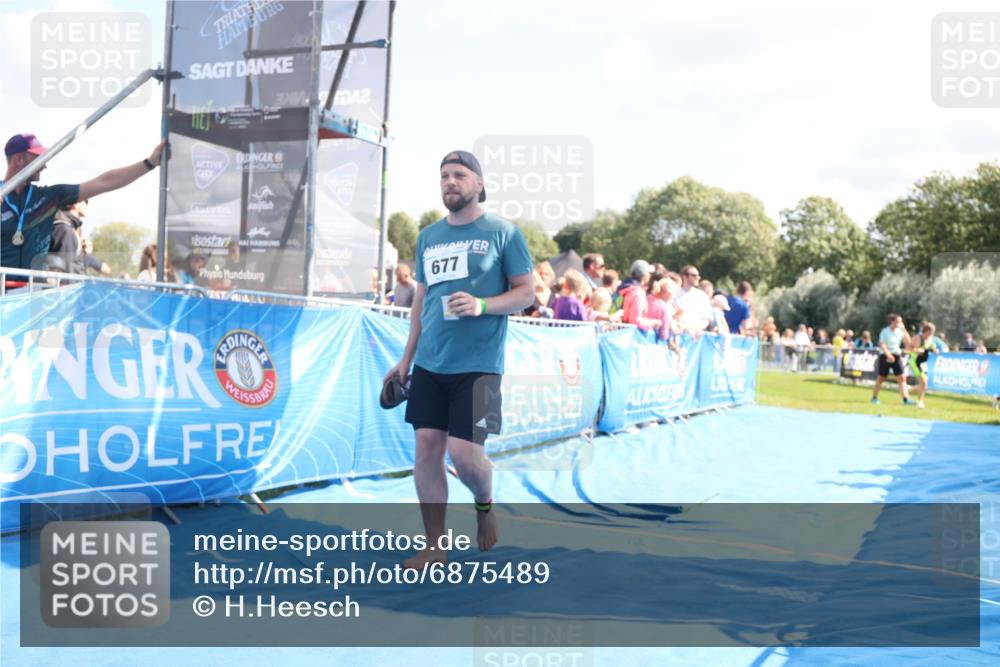 25.08.2024 - Elbe Triathlon Hamburg H.Heesch http://msf.ph/oto/6875489 25.08.2024 11:40:47 Ziel 267, 626, 677, 775 meine-sportfotos.de
