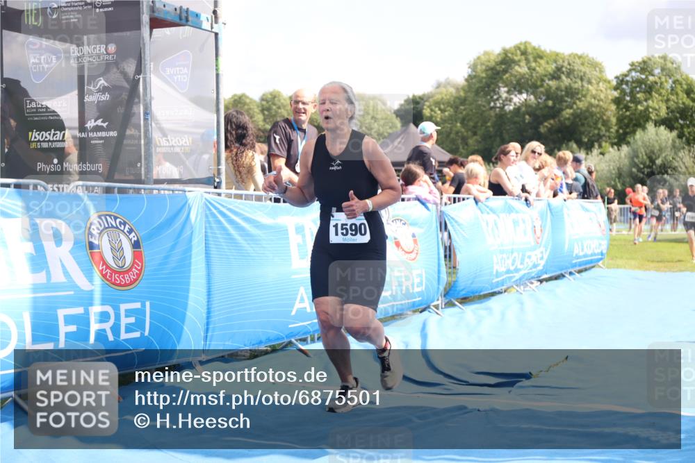 25.08.2024 - Elbe Triathlon Hamburg H.Heesch http://msf.ph/oto/6875501 25.08.2024 12:04:03 Ziel 603, 1491, 1533, 1585, 1590, 1685 meine-sportfotos.de
