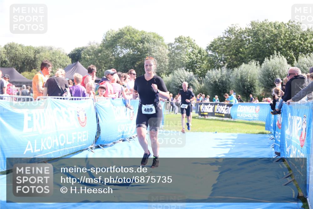 25.08.2024 - Elbe Triathlon Hamburg H.Heesch http://msf.ph/oto/6875735 25.08.2024 11:41:40 Ziel 430, 489, 577 meine-sportfotos.de