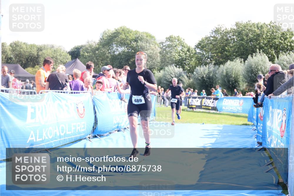 25.08.2024 - Elbe Triathlon Hamburg H.Heesch http://msf.ph/oto/6875738 25.08.2024 11:41:40 Ziel 430, 489, 577 meine-sportfotos.de