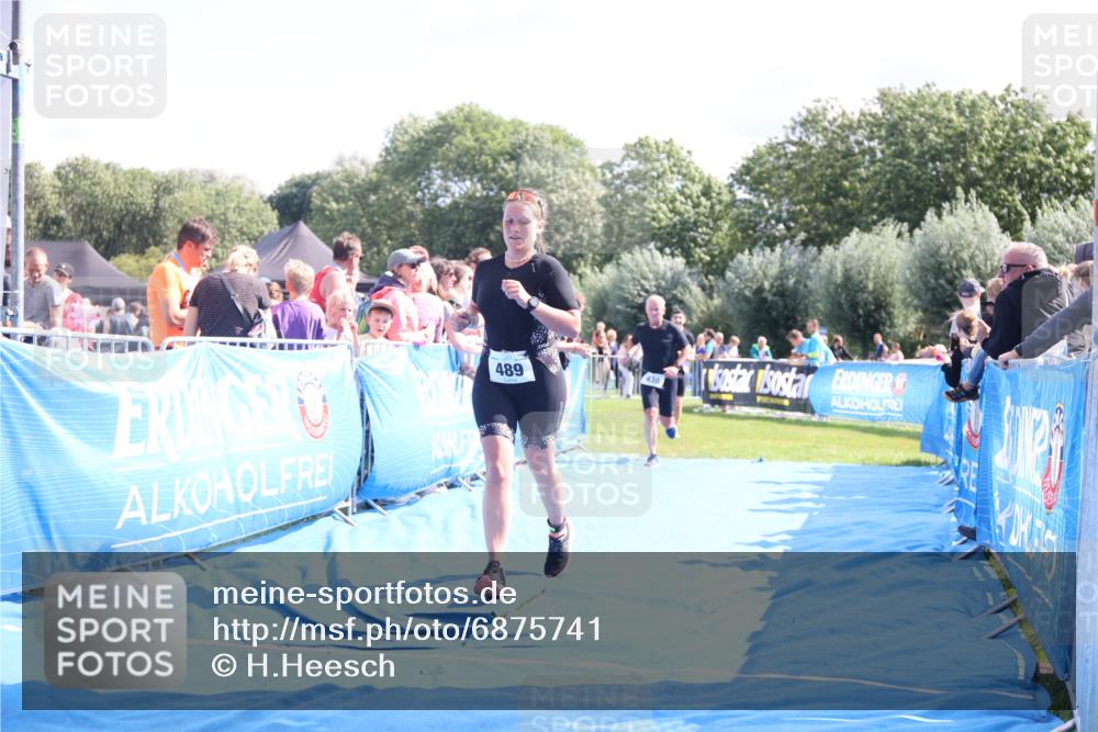 25.08.2024 - Elbe Triathlon Hamburg H.Heesch http://msf.ph/oto/6875741 25.08.2024 11:41:40 Ziel 430, 489, 577 meine-sportfotos.de