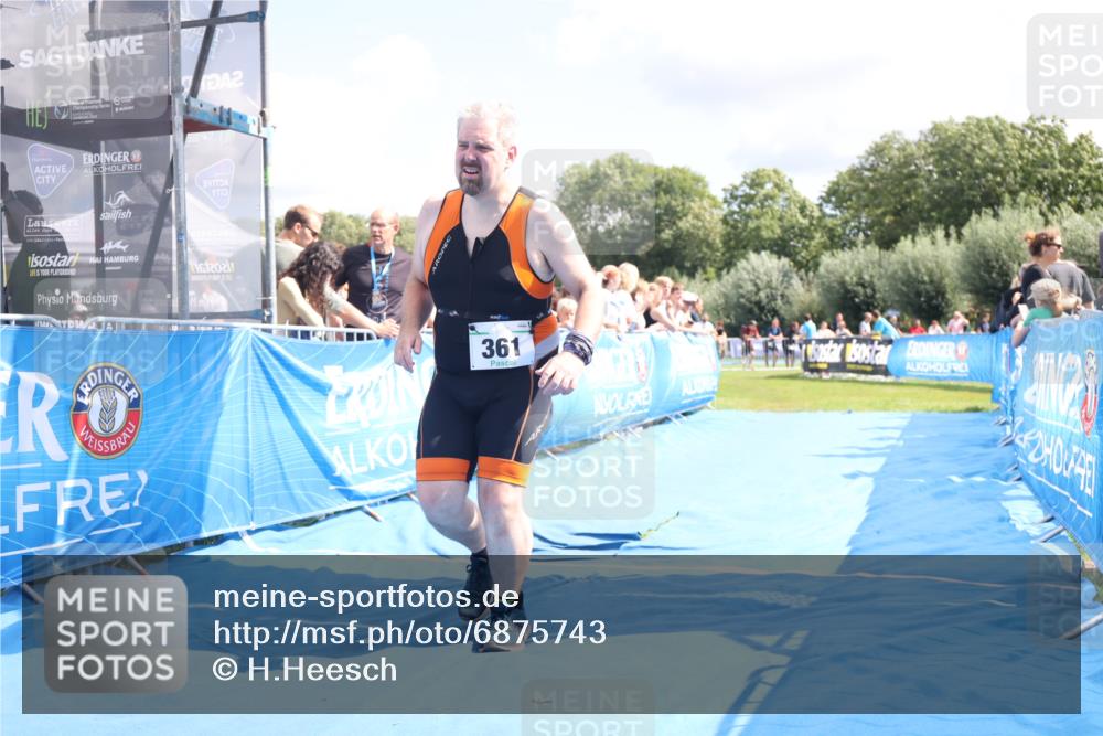 25.08.2024 - Elbe Triathlon Hamburg H.Heesch http://msf.ph/oto/6875743 25.08.2024 12:05:25 Ziel 361, 1596, 1603 meine-sportfotos.de