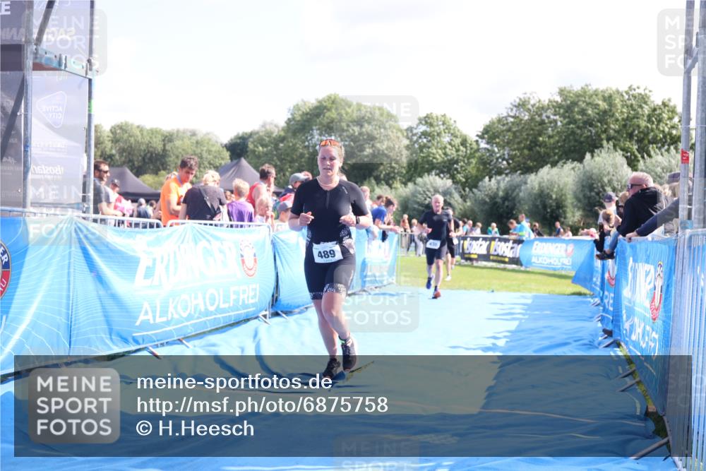 25.08.2024 - Elbe Triathlon Hamburg H.Heesch http://msf.ph/oto/6875758 25.08.2024 11:41:40 Ziel 430, 489, 577 meine-sportfotos.de