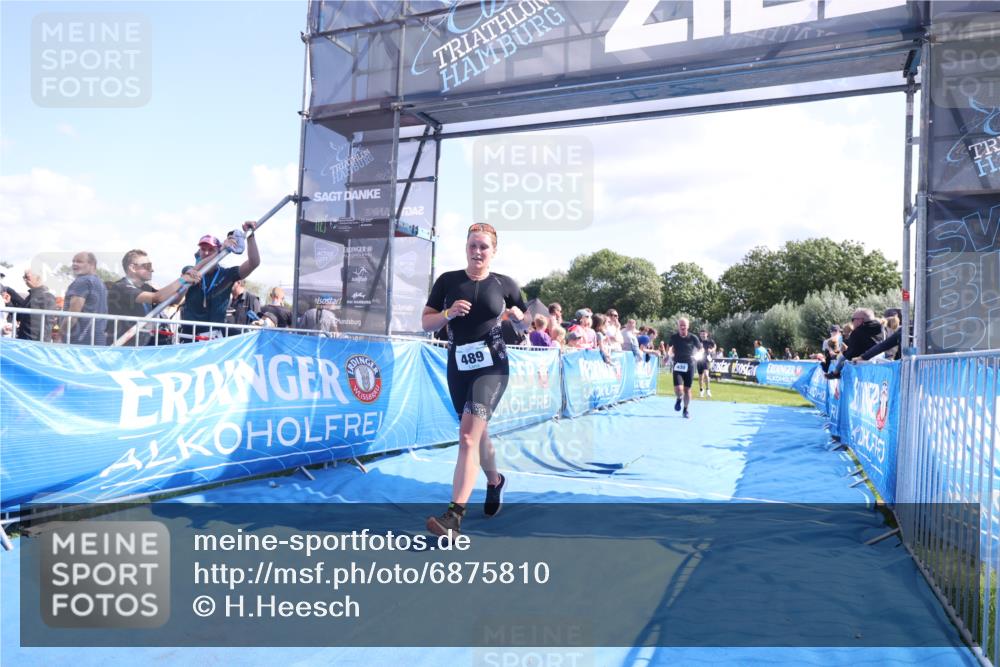 25.08.2024 - Elbe Triathlon Hamburg H.Heesch http://msf.ph/oto/6875810 25.08.2024 11:41:41 Ziel 430, 489, 577 meine-sportfotos.de
