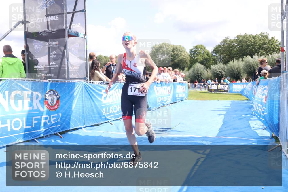 25.08.2024 - Elbe Triathlon Hamburg H.Heesch http://msf.ph/oto/6875842 25.08.2024 12:05:39 Ziel 1603, 1719 meine-sportfotos.de
