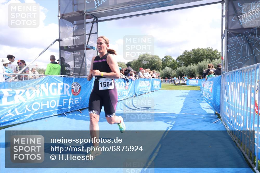 25.08.2024 - Elbe Triathlon Hamburg H.Heesch http://msf.ph/oto/6875924 25.08.2024 12:05:53 Ziel 1554 meine-sportfotos.de
