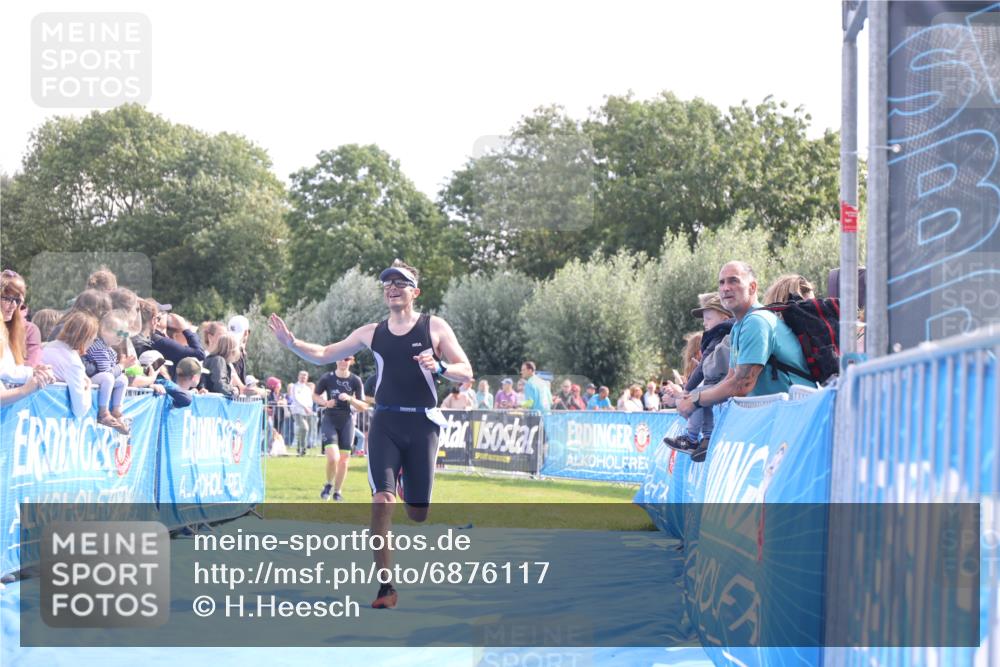 25.08.2024 - Elbe Triathlon Hamburg H.Heesch http://msf.ph/oto/6876117 25.08.2024 11:16:53 Ziel 144, 223, 387, 528, 622, 751 meine-sportfotos.de