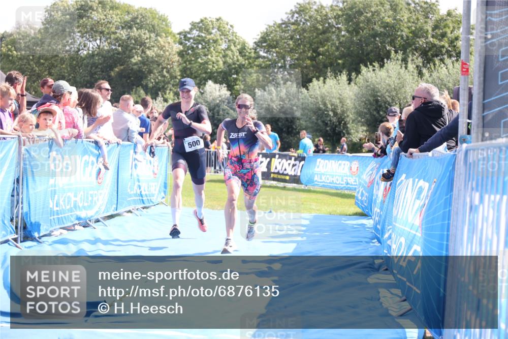 25.08.2024 - Elbe Triathlon Hamburg H.Heesch http://msf.ph/oto/6876135 25.08.2024 11:42:32 Ziel 331, 500, 700, 1495 meine-sportfotos.de