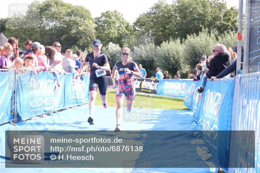 25.08.2024 - Elbe Triathlon Hamburg H.Heesch http://msf.ph/oto/6876138 25.08.2024 11:42:32 Ziel 331, 500, 700, 1495 meine-sportfotos.de