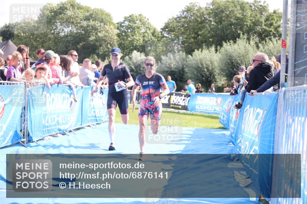 25.08.2024 - Elbe Triathlon Hamburg H.Heesch http://msf.ph/oto/6876141 25.08.2024 11:42:32 Ziel 331, 500, 700, 1495 meine-sportfotos.de