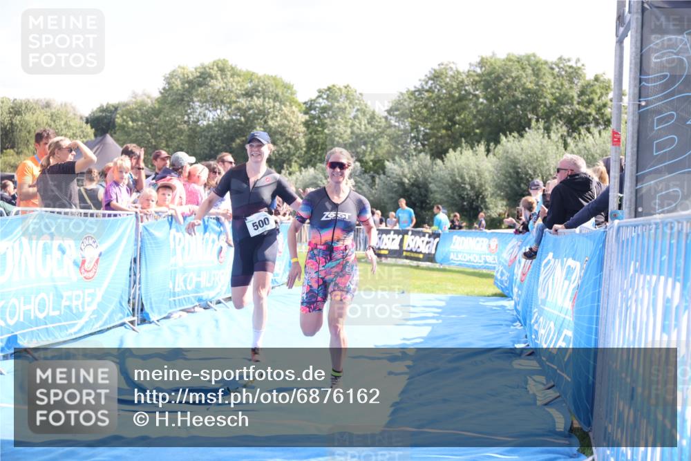 25.08.2024 - Elbe Triathlon Hamburg H.Heesch http://msf.ph/oto/6876162 25.08.2024 11:42:32 Ziel 331, 500, 700, 1495 meine-sportfotos.de