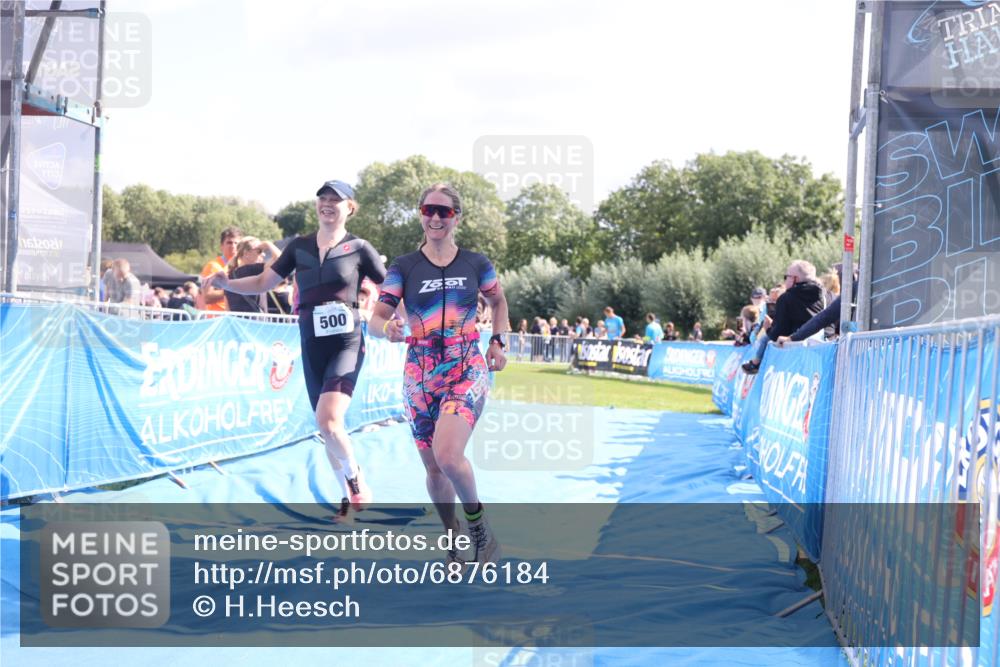 25.08.2024 - Elbe Triathlon Hamburg H.Heesch http://msf.ph/oto/6876184 25.08.2024 11:42:33 Ziel 331, 500, 700, 1495 meine-sportfotos.de