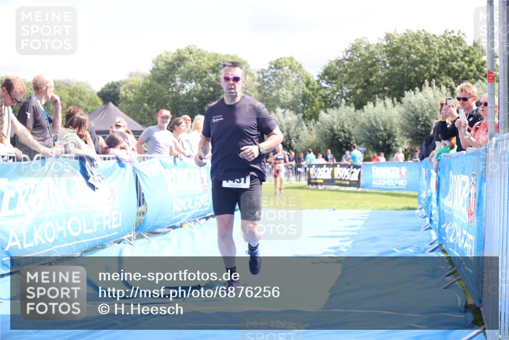 25.08.2024 - Elbe Triathlon Hamburg H.Heesch http://msf.ph/oto/6876256 25.08.2024 12:06:38 Ziel 1431, 1684 meine-sportfotos.de
