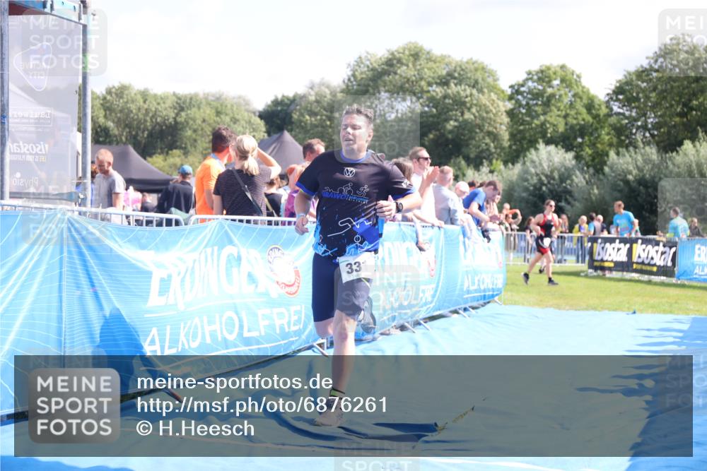 25.08.2024 - Elbe Triathlon Hamburg H.Heesch http://msf.ph/oto/6876261 25.08.2024 11:42:39 Ziel 331, 500, 768, 1495 meine-sportfotos.de