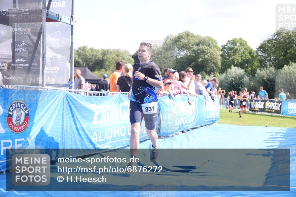 25.08.2024 - Elbe Triathlon Hamburg H.Heesch http://msf.ph/oto/6876272 25.08.2024 11:42:39 Ziel 331, 500, 768, 1495 meine-sportfotos.de