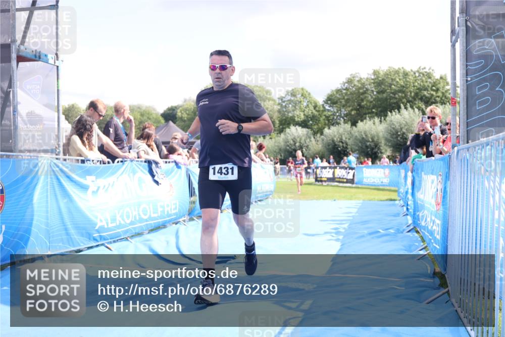 25.08.2024 - Elbe Triathlon Hamburg H.Heesch http://msf.ph/oto/6876289 25.08.2024 12:06:38 Ziel 1431, 1684 meine-sportfotos.de