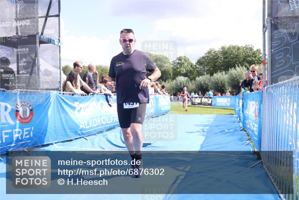 25.08.2024 - Elbe Triathlon Hamburg H.Heesch http://msf.ph/oto/6876302 25.08.2024 12:06:38 Ziel 1431, 1684 meine-sportfotos.de