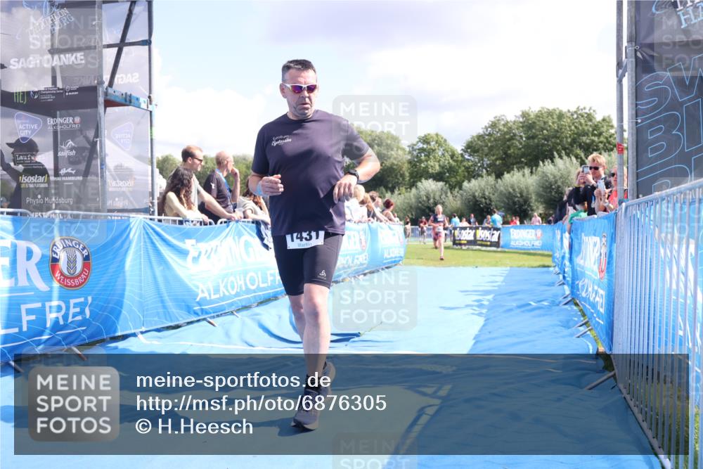25.08.2024 - Elbe Triathlon Hamburg H.Heesch http://msf.ph/oto/6876305 25.08.2024 12:06:38 Ziel 1431, 1684 meine-sportfotos.de