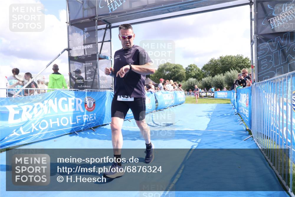 25.08.2024 - Elbe Triathlon Hamburg H.Heesch http://msf.ph/oto/6876324 25.08.2024 12:06:39 Ziel 1431, 1684 meine-sportfotos.de