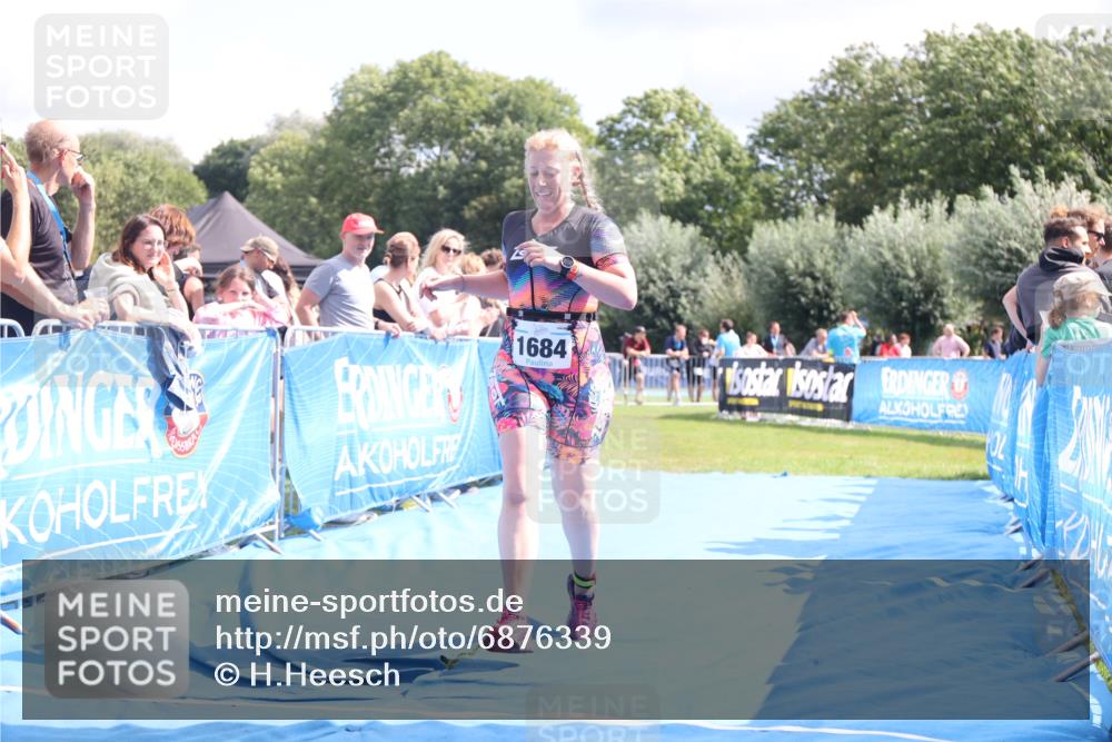 25.08.2024 - Elbe Triathlon Hamburg H.Heesch http://msf.ph/oto/6876339 25.08.2024 12:06:42 Ziel 1431, 1684 meine-sportfotos.de