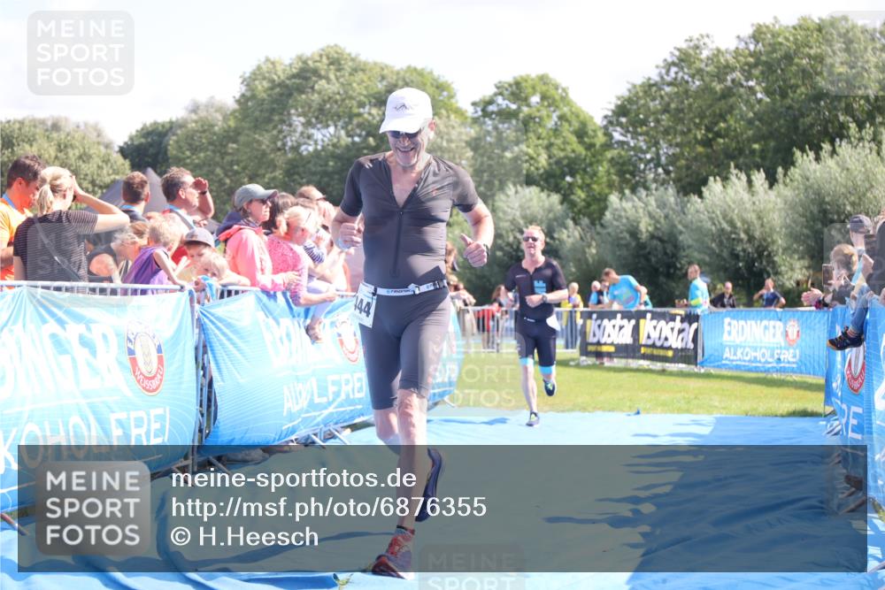 25.08.2024 - Elbe Triathlon Hamburg H.Heesch http://msf.ph/oto/6876355 25.08.2024 11:42:53 Ziel 768, 1403, 1444 meine-sportfotos.de