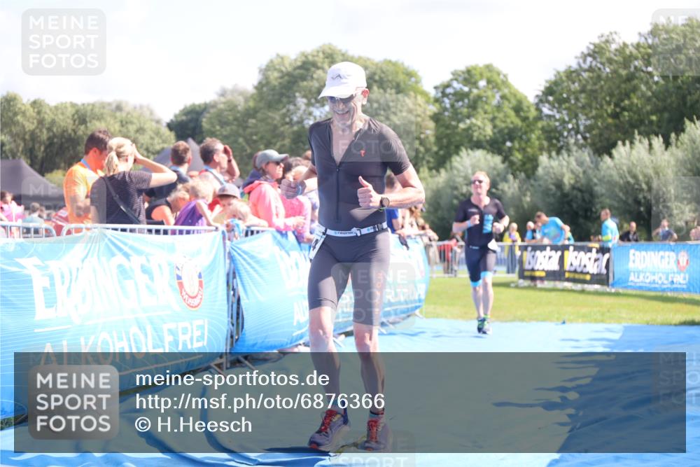 25.08.2024 - Elbe Triathlon Hamburg H.Heesch http://msf.ph/oto/6876366 25.08.2024 11:42:53 Ziel 768, 1403, 1444 meine-sportfotos.de