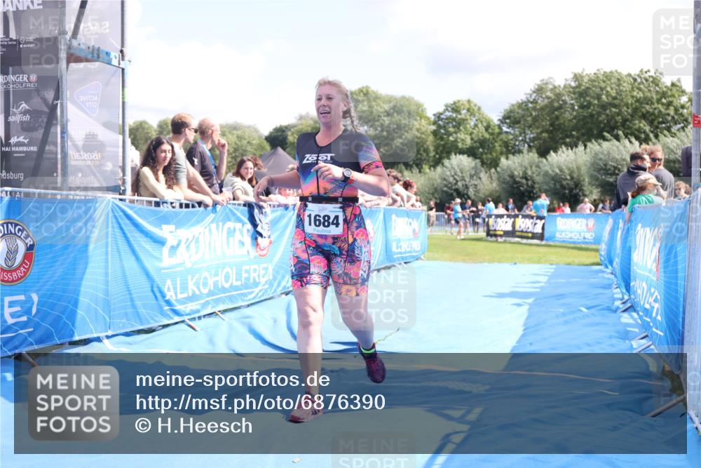 25.08.2024 - Elbe Triathlon Hamburg H.Heesch http://msf.ph/oto/6876390 25.08.2024 12:06:43 Ziel 1431, 1684 meine-sportfotos.de