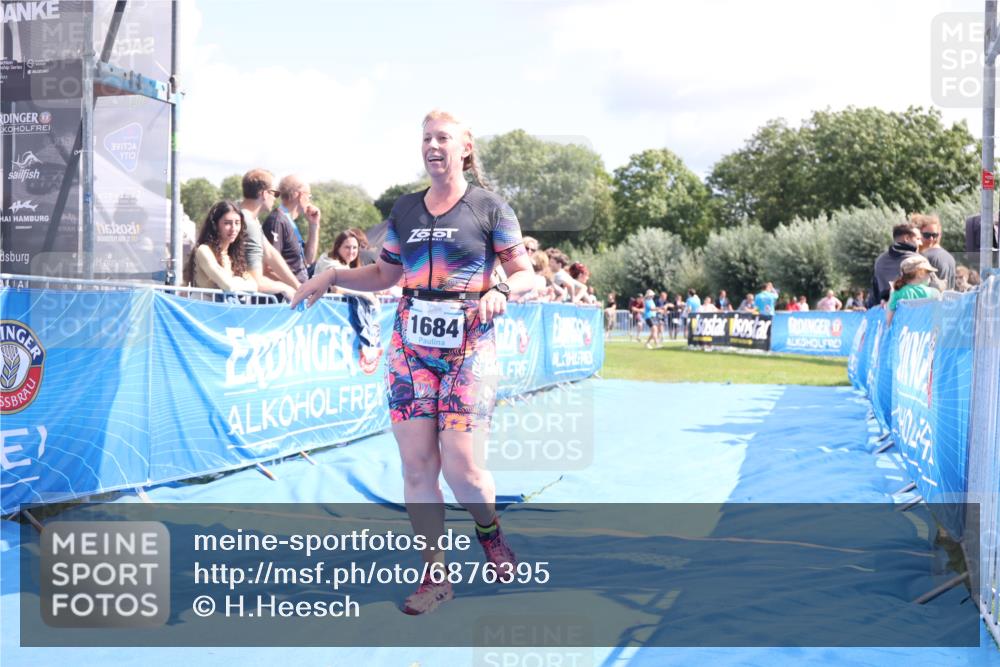 25.08.2024 - Elbe Triathlon Hamburg H.Heesch http://msf.ph/oto/6876395 25.08.2024 12:06:43 Ziel 1431, 1684 meine-sportfotos.de