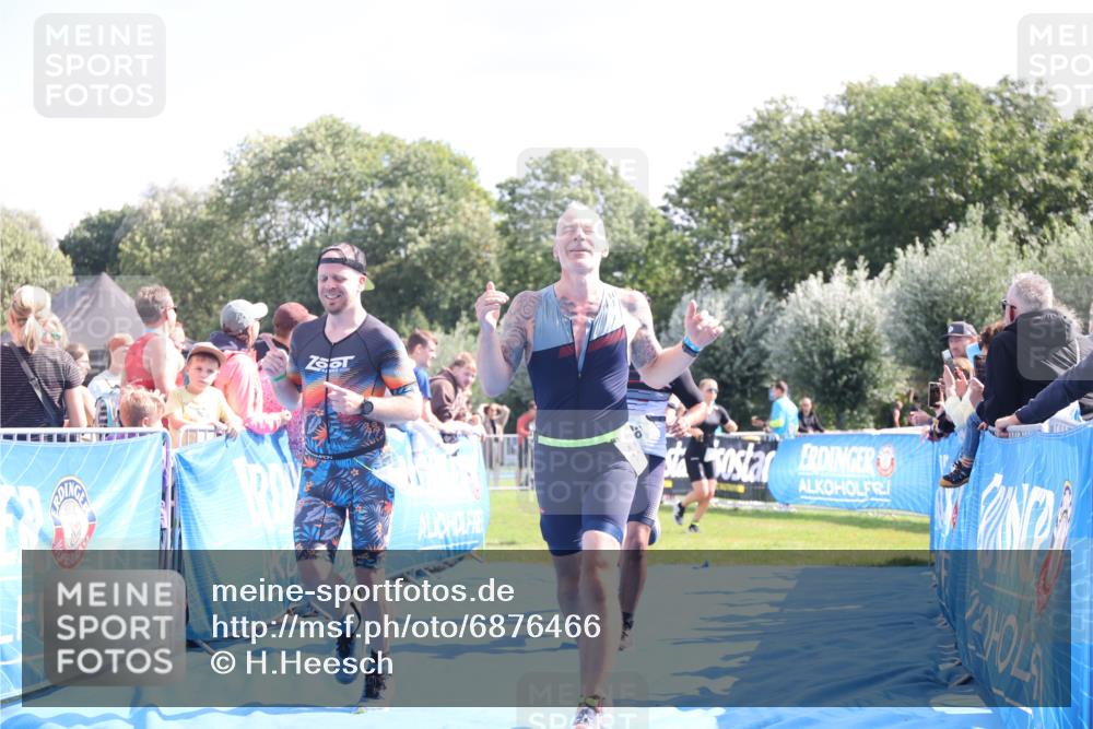 25.08.2024 - Elbe Triathlon Hamburg H.Heesch http://msf.ph/oto/6876466 25.08.2024 11:43:15 Ziel 397, 568, 608, 714, 1418 meine-sportfotos.de