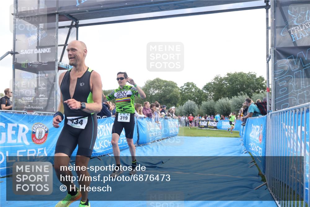 25.08.2024 - Elbe Triathlon Hamburg H.Heesch http://msf.ph/oto/6876473 25.08.2024 11:17:35 Ziel 319, 434 meine-sportfotos.de