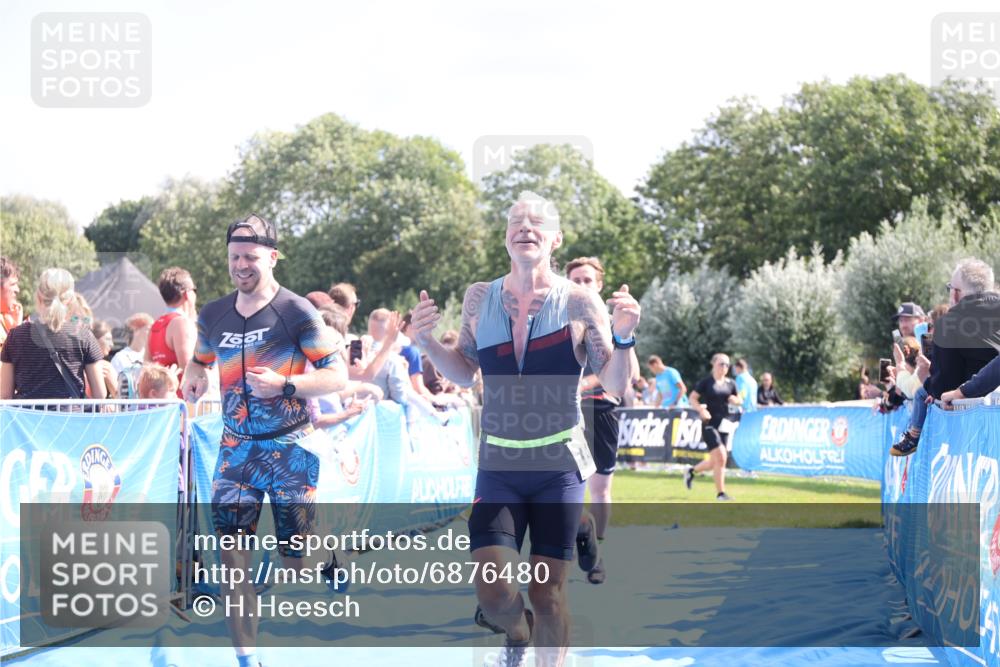 25.08.2024 - Elbe Triathlon Hamburg H.Heesch http://msf.ph/oto/6876480 25.08.2024 11:43:15 Ziel 397, 568, 608, 714, 1418 meine-sportfotos.de