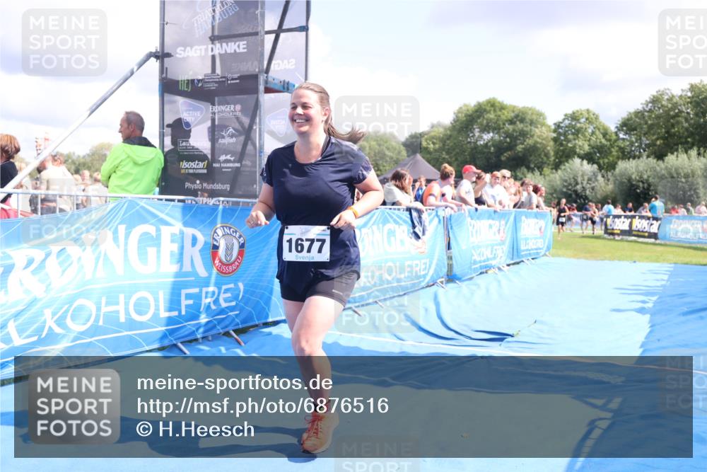 25.08.2024 - Elbe Triathlon Hamburg H.Heesch http://msf.ph/oto/6876516 25.08.2024 12:07:16 Ziel 1640, 1677 meine-sportfotos.de
