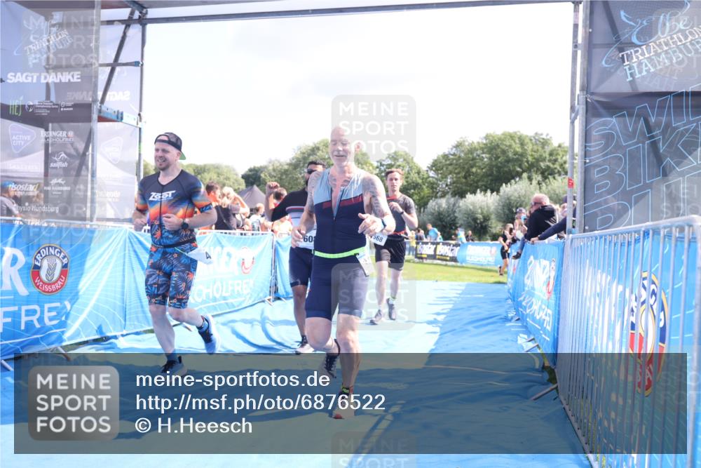 25.08.2024 - Elbe Triathlon Hamburg H.Heesch http://msf.ph/oto/6876522 25.08.2024 11:43:16 Ziel 397, 568, 608, 714, 1418 meine-sportfotos.de